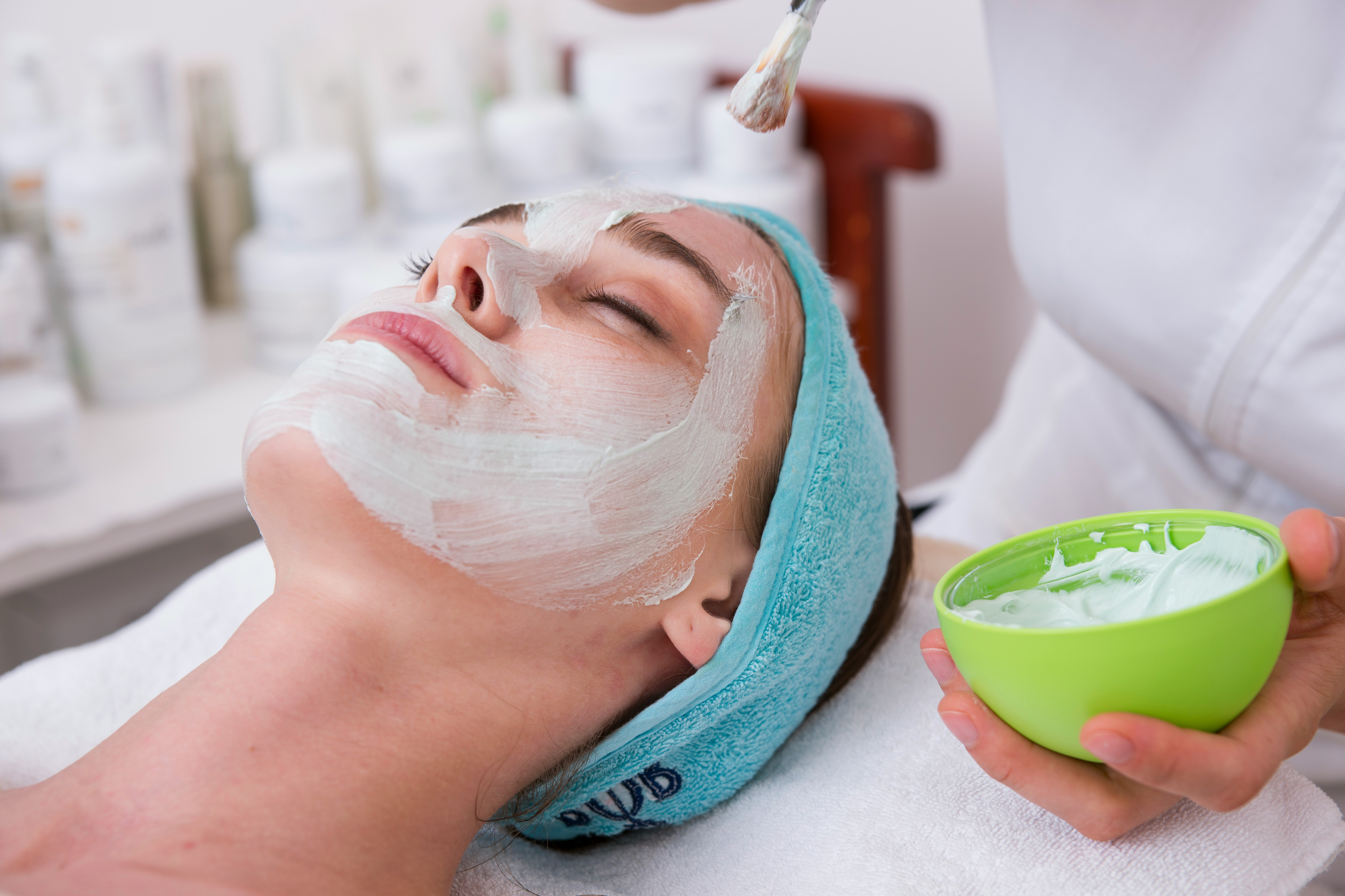 Applying Face cleanser