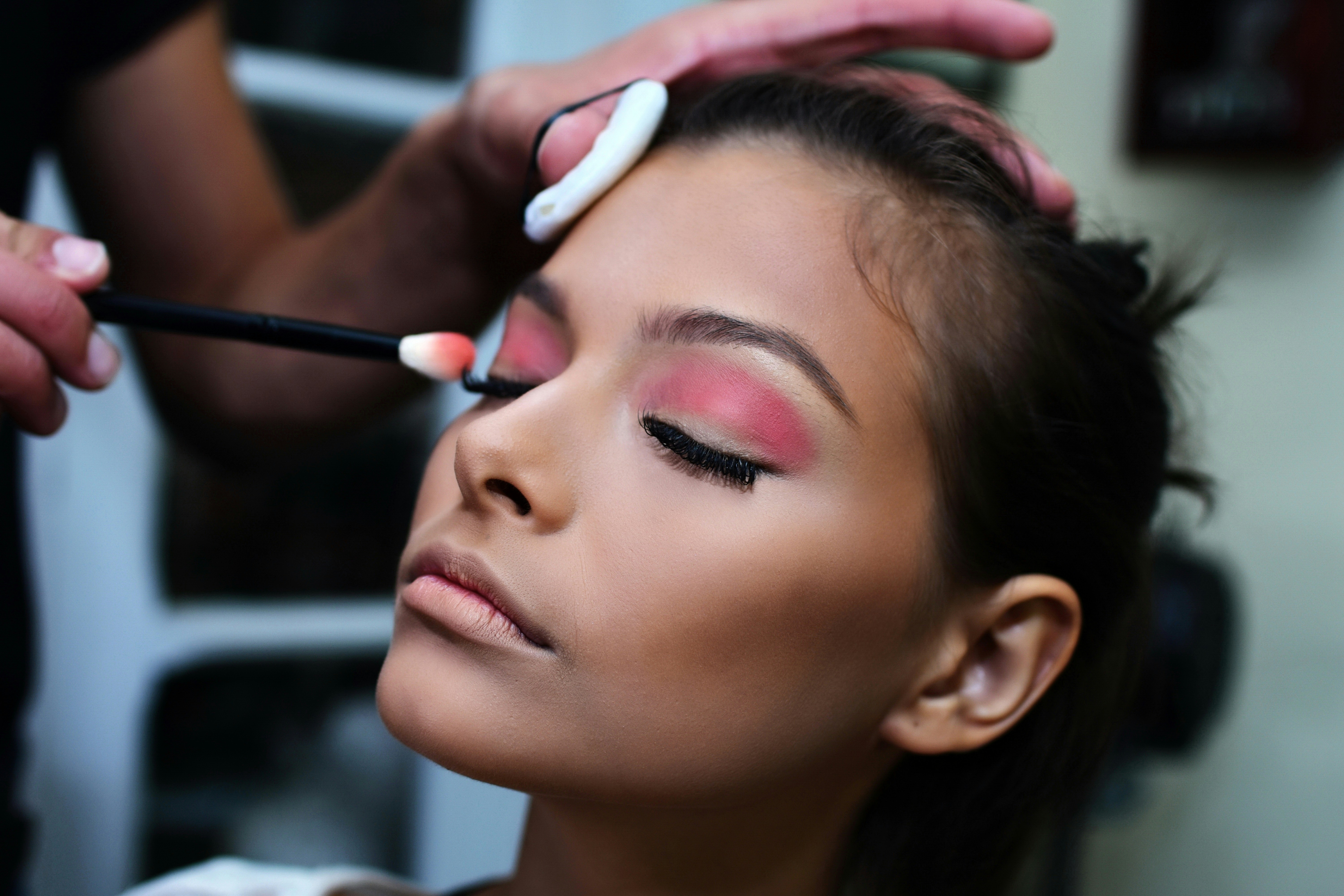 Applying Make-up
